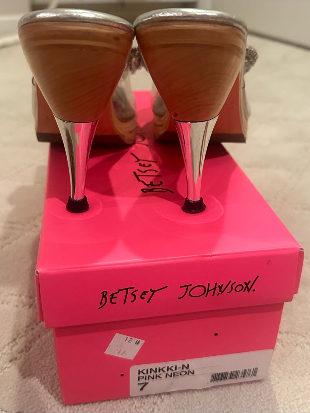 Betsey Johnson Silver Crystal Bow Slide Mules - Picture 5 of 10